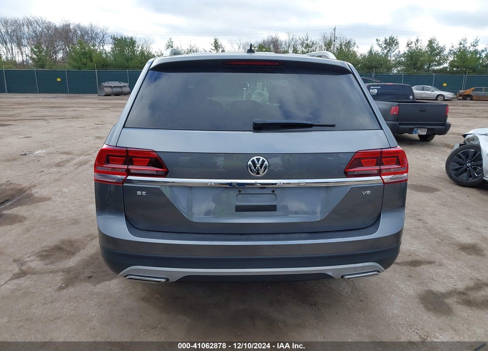 2018 VOLKSWAGEN ATLAS 3.6L V6 SE VIN: 1V2CR2CA2JC505345