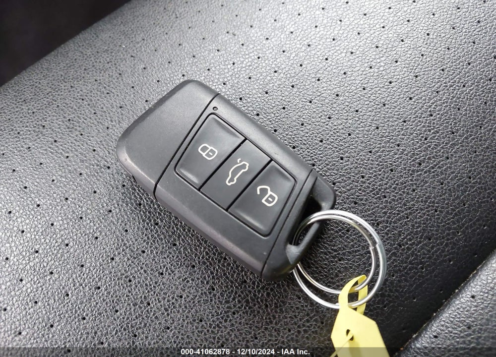 2018 VOLKSWAGEN ATLAS 3.6L V6 SE VIN: 1V2CR2CA2JC505345