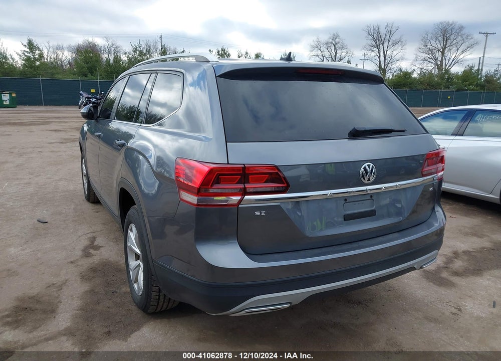 2018 VOLKSWAGEN ATLAS 3.6L V6 SE VIN: 1V2CR2CA2JC505345