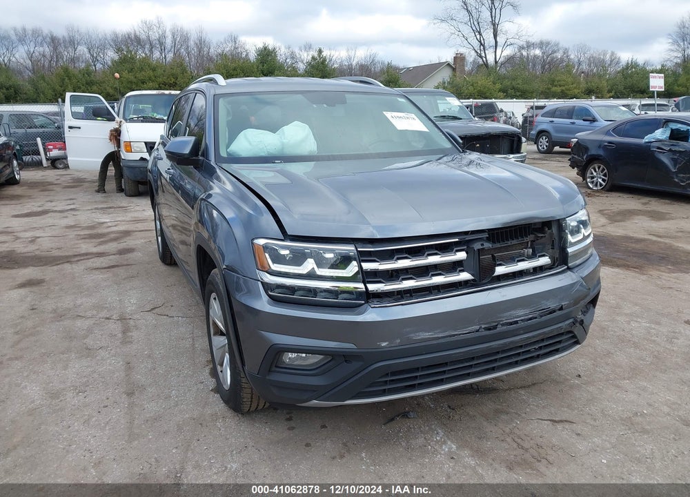 2018 VOLKSWAGEN ATLAS 3.6L V6 SE VIN: 1V2CR2CA2JC505345