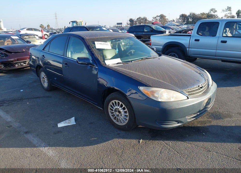 2004 TOYOTA CAMRY LE VIN: JTDBE32K440268873