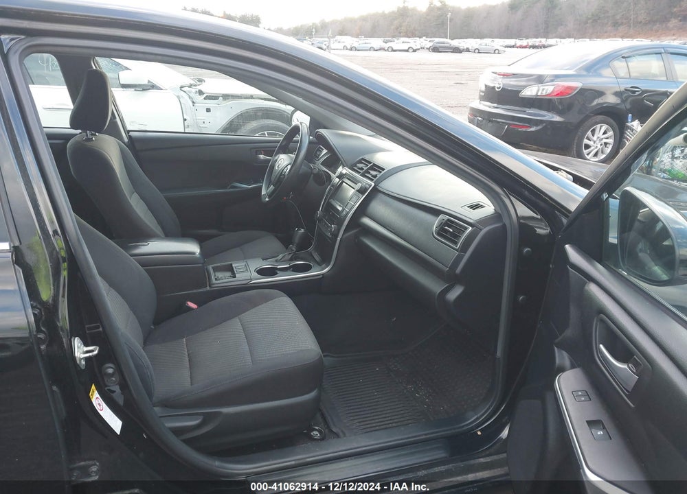 2015 TOYOTA CAMRY HYBRID LE VIN: 4T1BD1FK4FU164201