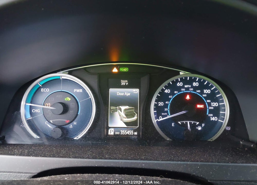 2015 TOYOTA CAMRY HYBRID LE VIN: 4T1BD1FK4FU164201