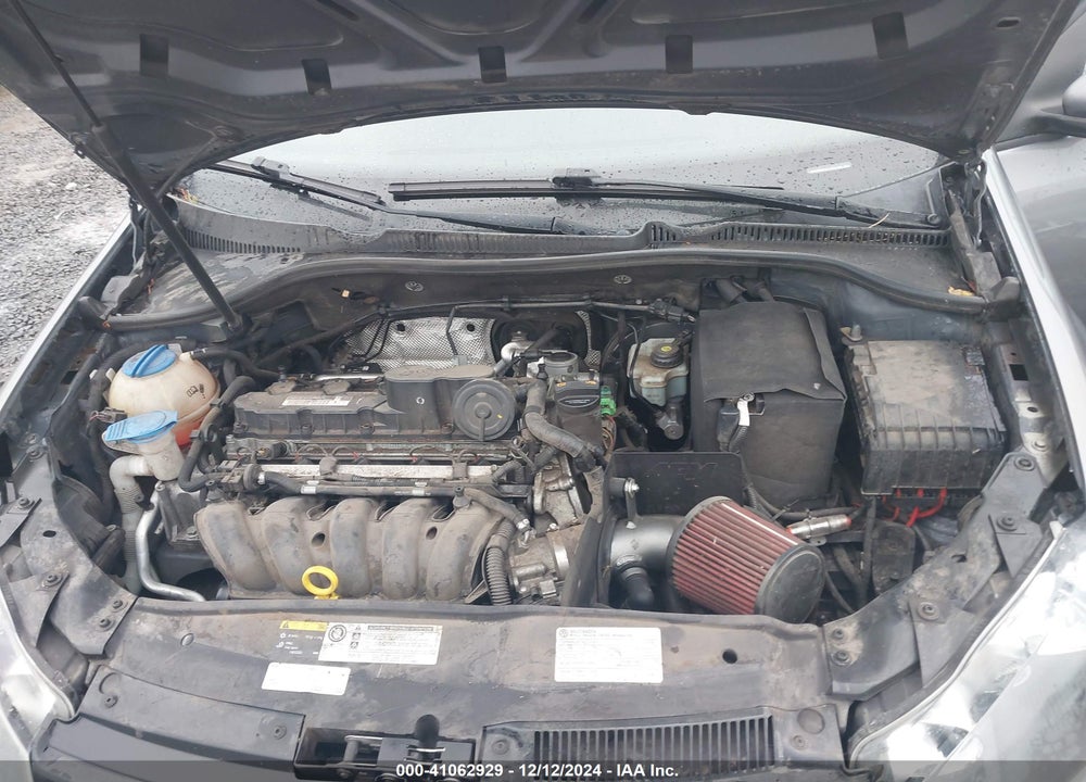 2014 VOLKSWAGEN GOLF 2.5L VIN: WVWDB7AJ1EW009709