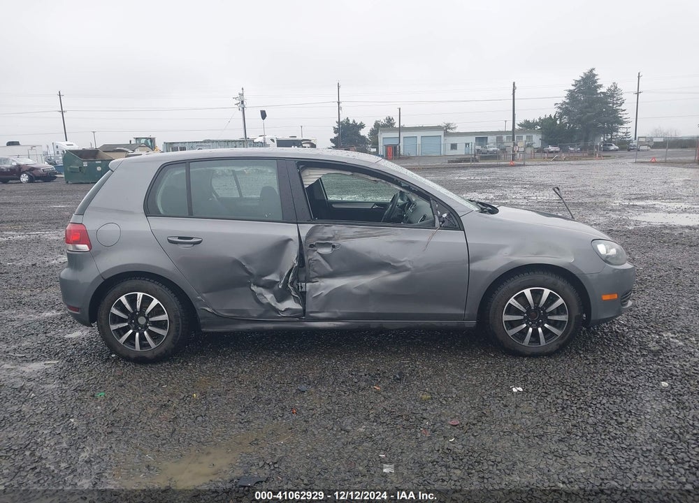 2014 VOLKSWAGEN GOLF 2.5L VIN: WVWDB7AJ1EW009709