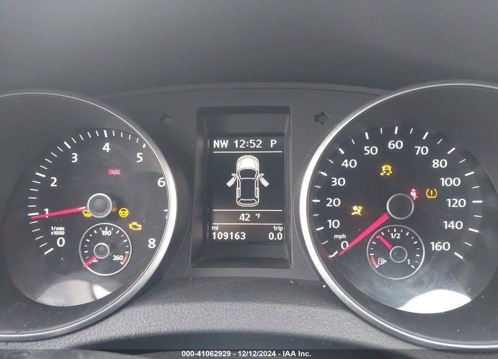 2014 VOLKSWAGEN GOLF 2.5L VIN: WVWDB7AJ1EW009709