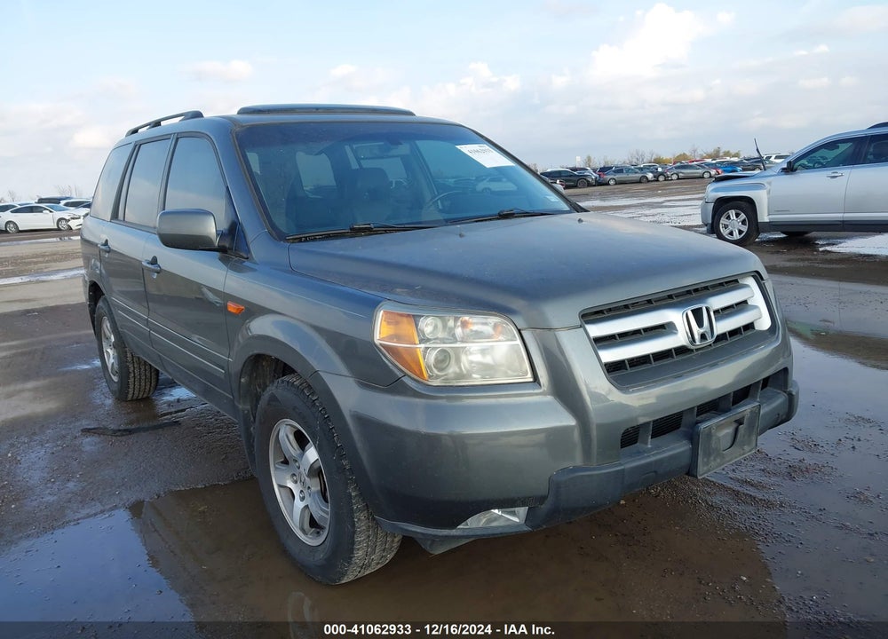2007 HONDA PILOT EX-L VIN: 5FNYF28617B008464