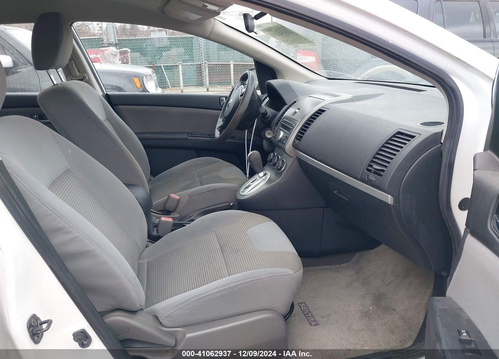 2011 NISSAN SENTRA 2.0SR VIN: 3N1AB6AP4BL676313