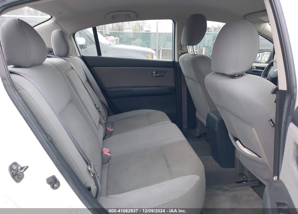 2011 NISSAN SENTRA 2.0SR VIN: 3N1AB6AP4BL676313