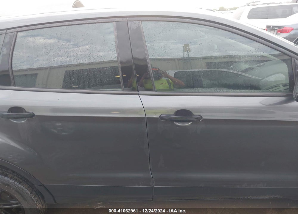 2019 FORD ESCAPE S VIN: 1FMCU0F75KUB57102
