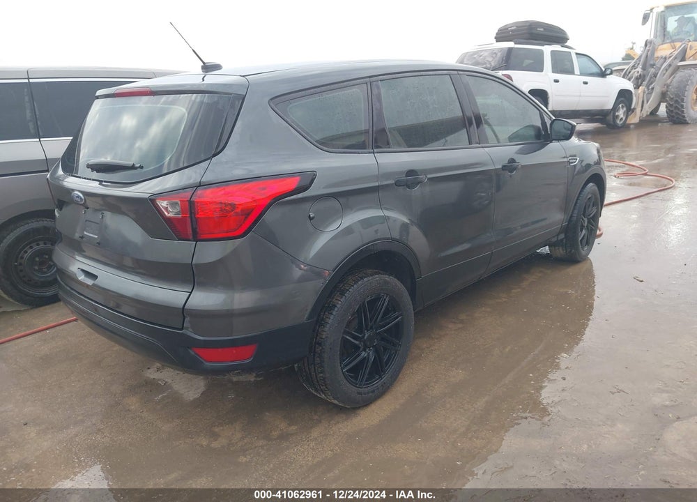 2019 FORD ESCAPE S VIN: 1FMCU0F75KUB57102