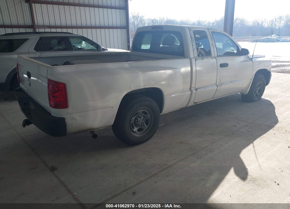 2008 DODGE DAKOTA VIN: 1D7HE22K08S504424