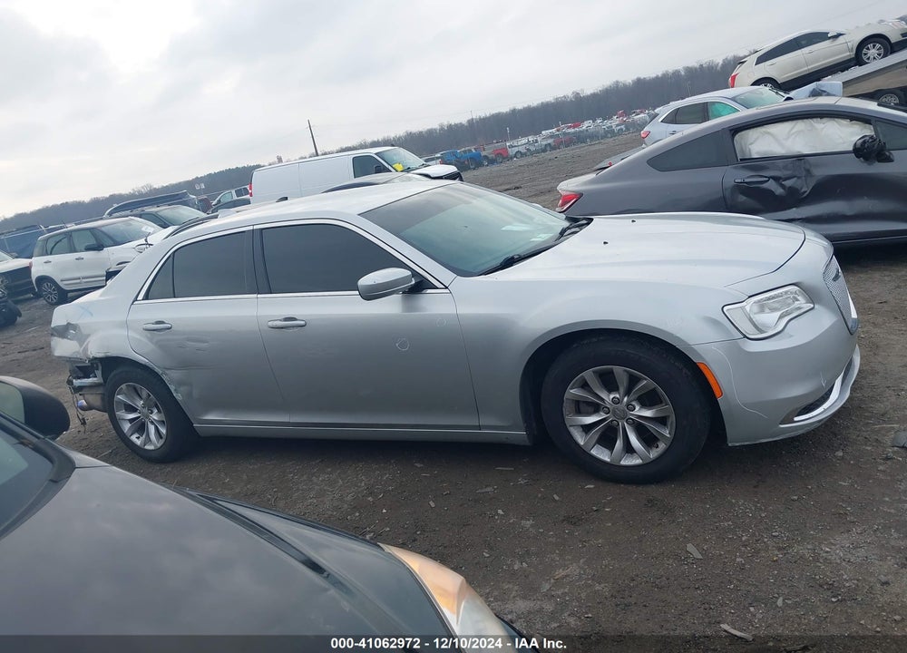 2019 CHRYSLER 300 VIN: 2C3CCAAG0KH755691