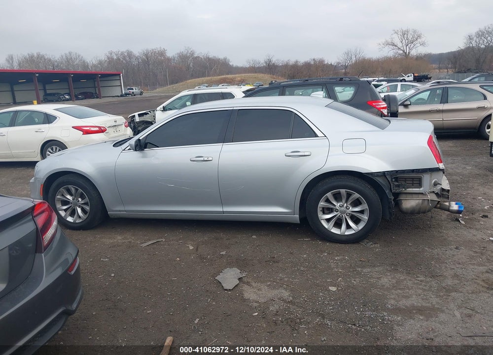 2019 CHRYSLER 300 VIN: 2C3CCAAG0KH755691
