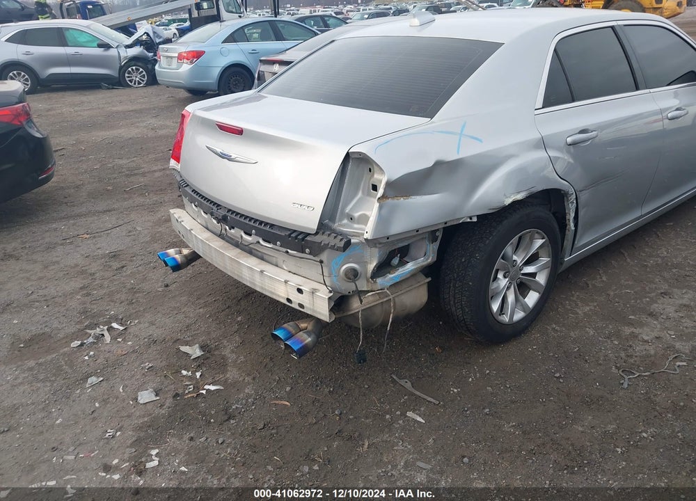 2019 CHRYSLER 300 VIN: 2C3CCAAG0KH755691