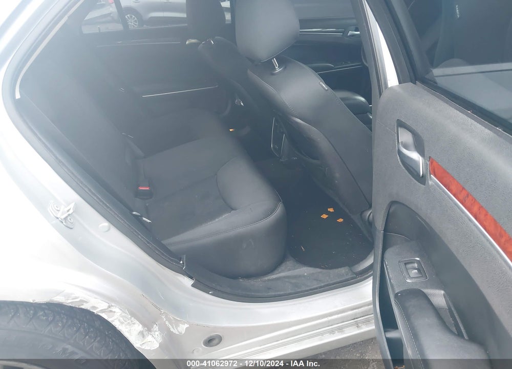 2019 CHRYSLER 300 VIN: 2C3CCAAG0KH755691