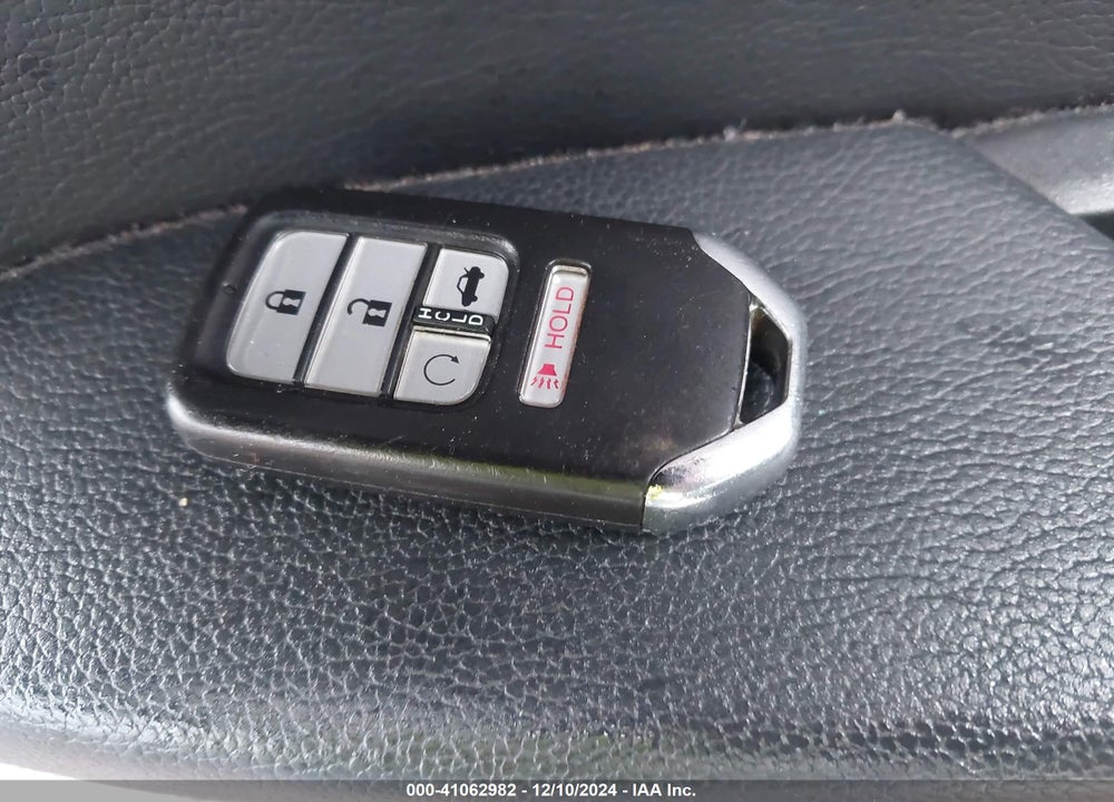 2017 HONDA CIVIC VIN: 19XFC1F75HE209765