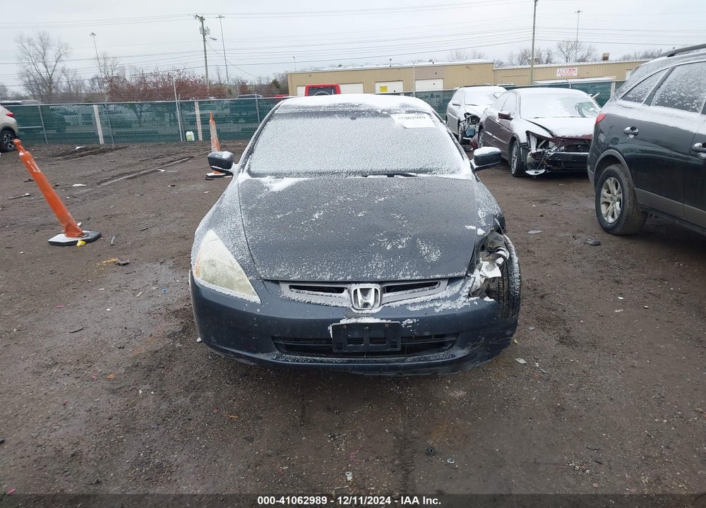2004 HONDA ACCORD 2.4 LX VIN: 1HGCM564X4A049989