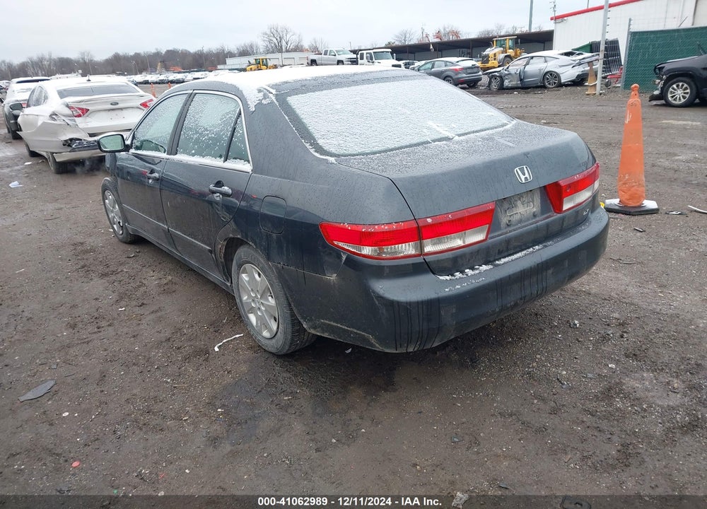 2004 HONDA ACCORD 2.4 LX VIN: 1HGCM564X4A049989