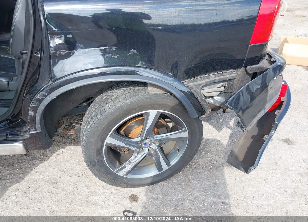 2013 VOLVO XC90 3.2 R-DESIGN/3.2 R-DESIGN PLATINUM/3.2 R-DESIGN PREMIER PLUS VIN: YV4952CT1D1632481