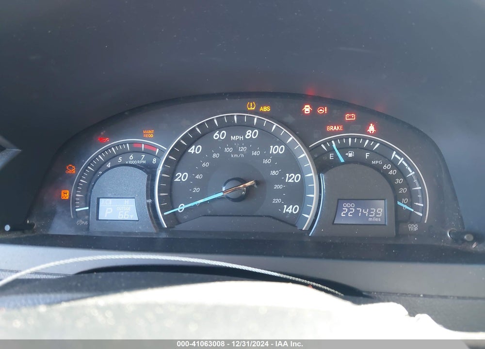2013 TOYOTA CAMRY VIN: 4T1BF1FK4DU704766