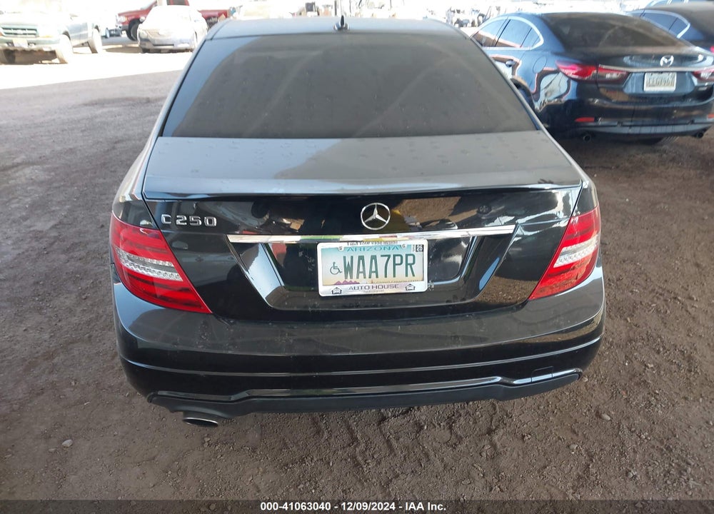2014 MERCEDES-BENZ C CLASS VIN: WDDGF4HB7EA966752
