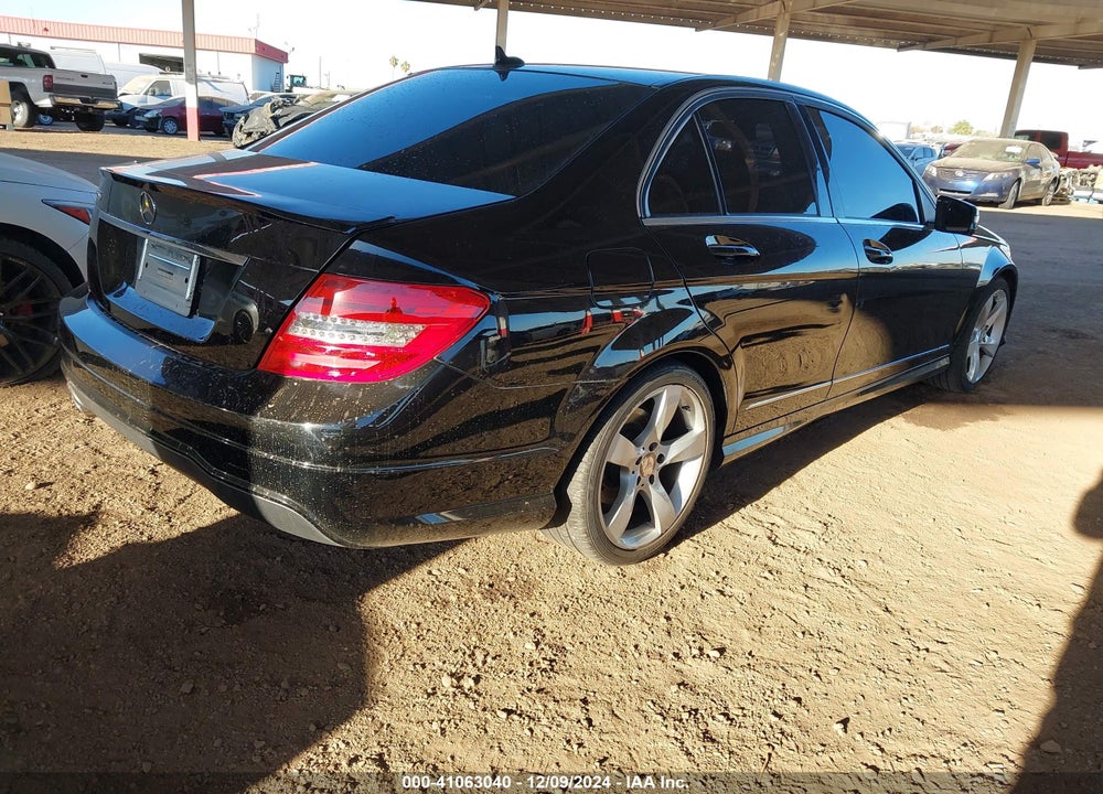 2014 MERCEDES-BENZ C CLASS VIN: WDDGF4HB7EA966752