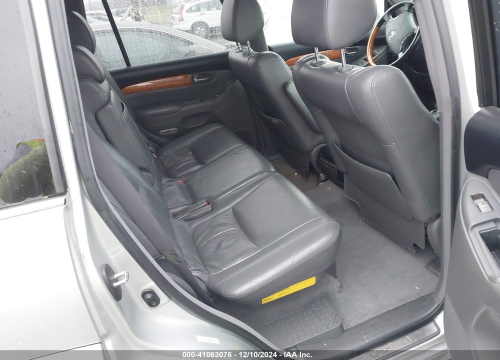 2005 LEXUS GX 470 VIN: JTJBT20X850084386
