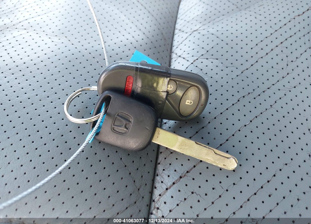 2004 HONDA PILOT EX-L VIN: 2HKYF18574H505713