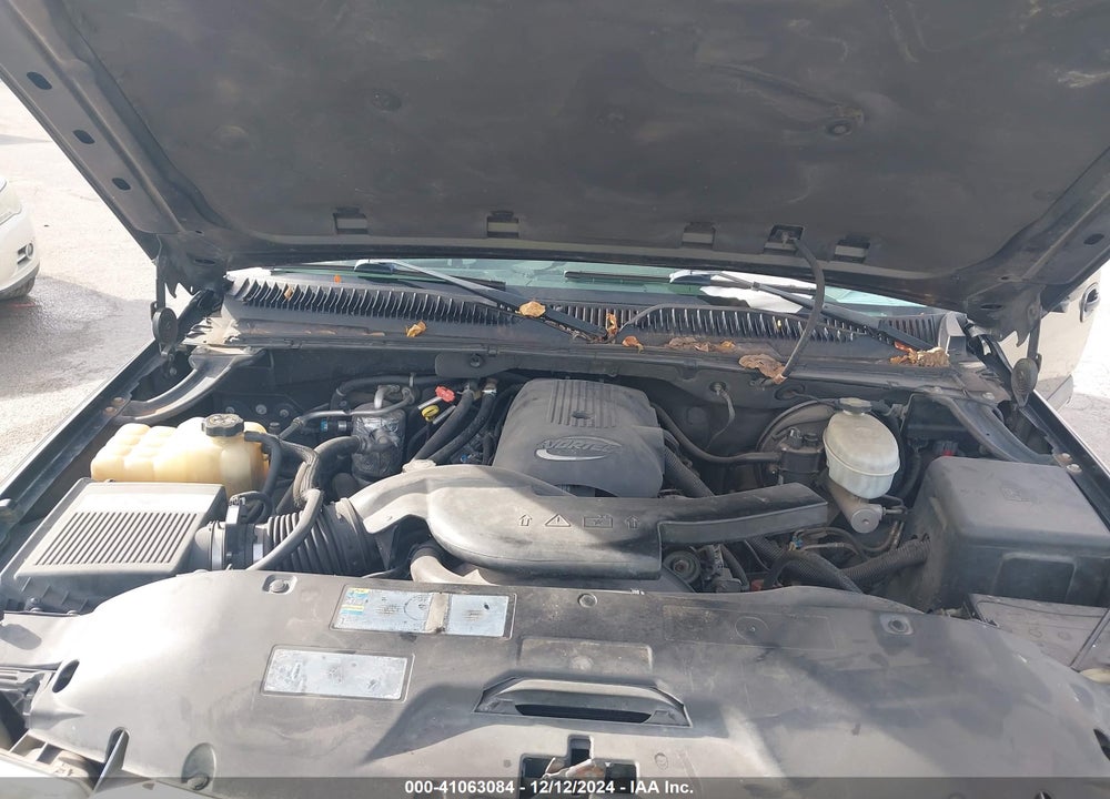 2003 CHEVROLET TAHOE LT VIN: 1GNEK13ZX3R220429