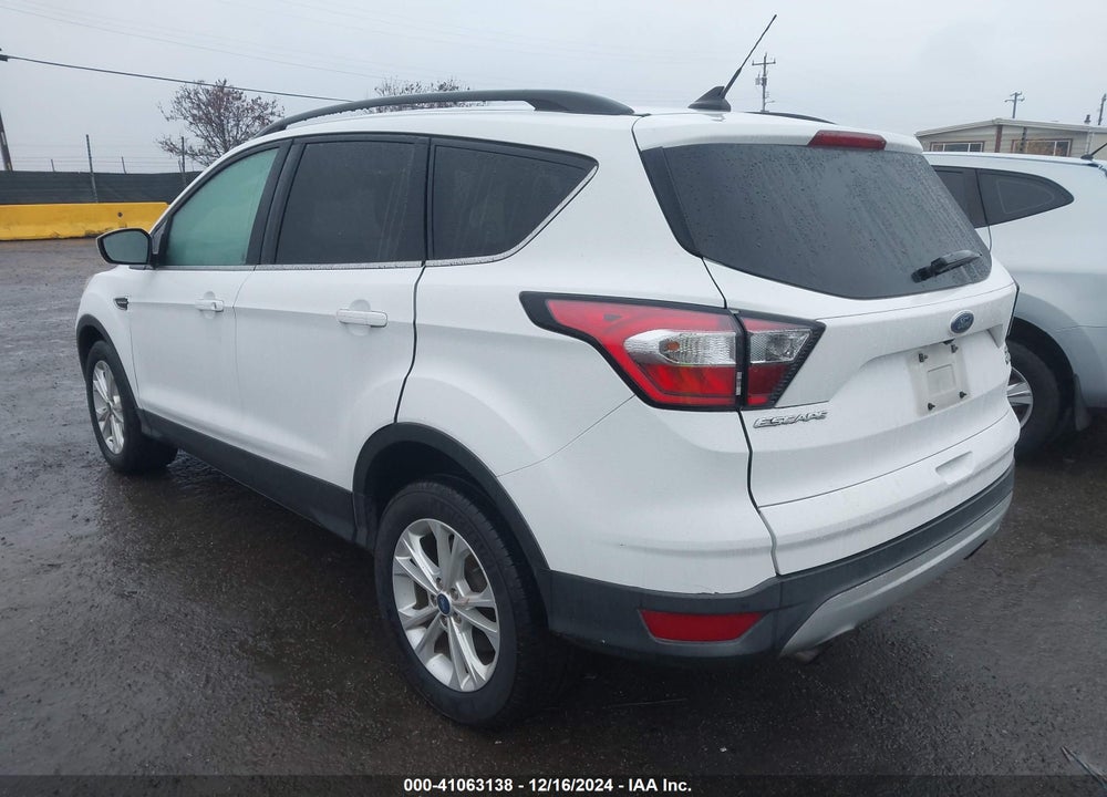 2018 FORD ESCAPE SE VIN: 1FMCU0GD5JUD06112