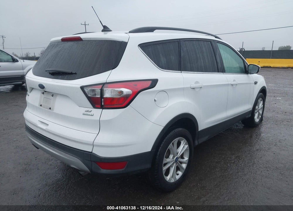 2018 FORD ESCAPE SE VIN: 1FMCU0GD5JUD06112
