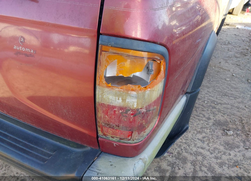 1996 NISSAN PATHFINDER LE/SE/XE VIN: JN8AR05Y3TW012884