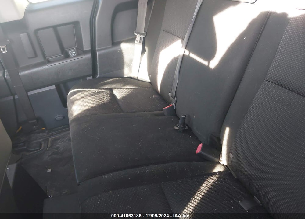2007 TOYOTA FJ CRUISER VIN: JTEBU11F970095024