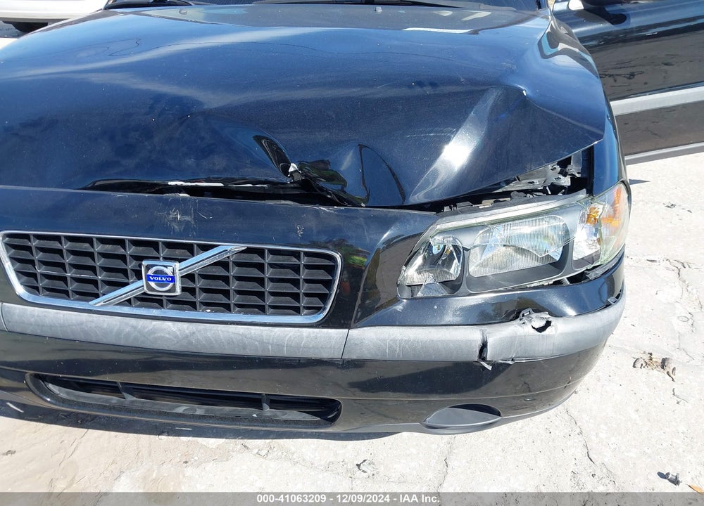 2004 VOLVO S60 2.4 VIN: YV1RS61T042319545