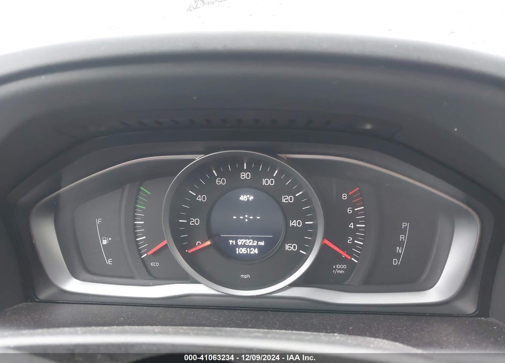 2015 VOLVO XC60 T5 VIN: YV440MDJ2F2667805