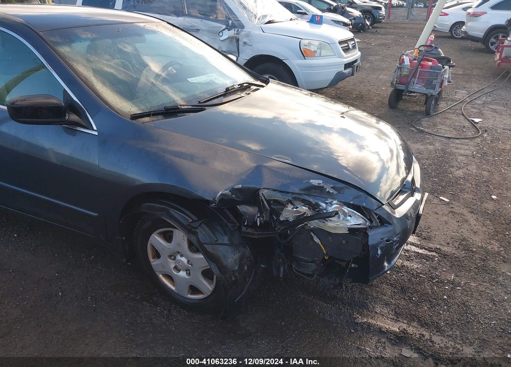2005 HONDA ACCORD 2.4 LX VIN: 1HGCM56465A101684