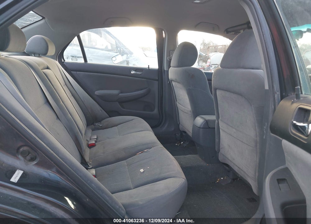 2005 HONDA ACCORD 2.4 LX VIN: 1HGCM56465A101684