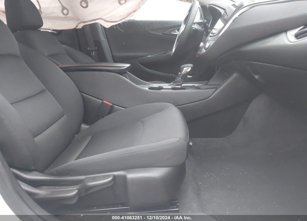 2022 CHEVROLET MALIBU VIN: 1G1ZD5ST1NF151507