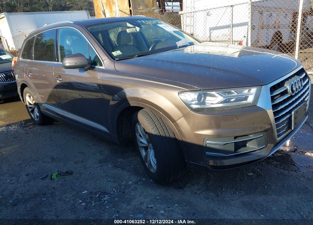 2017 AUDI Q7 3.0T PREMIUM VIN: WA1LAAF76HD018473