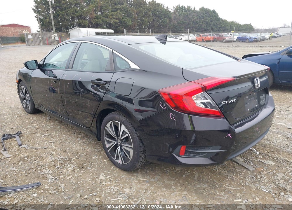 2018 HONDA CIVIC EX-L VIN: 2HGFC1F72JH644982