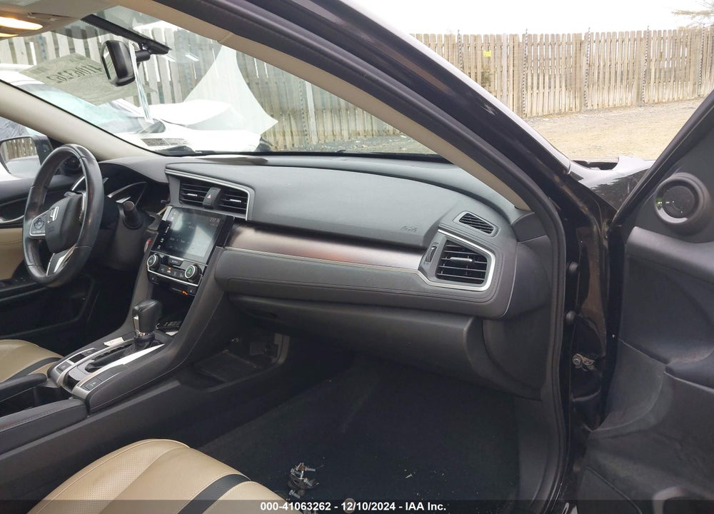 2018 HONDA CIVIC EX-L VIN: 2HGFC1F72JH644982
