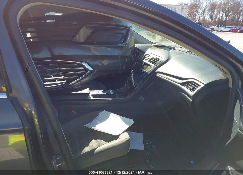 2018 FORD FUSION HYBRID S VIN: 3FA6P0UU3JR122376