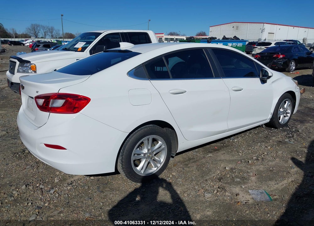 2017 CHEVROLET CRUZE VIN: 1G1BE5SM1H7104810