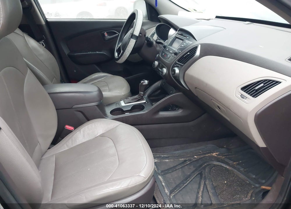 2014 HYUNDAI TUCSON LIMITED VIN: KM8JU3AG8EU815063