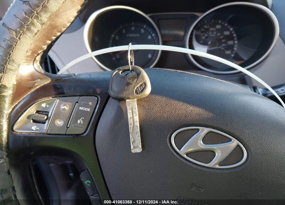 2015 HYUNDAI TUCSON SE VIN: KM8JU3AG3FU048692