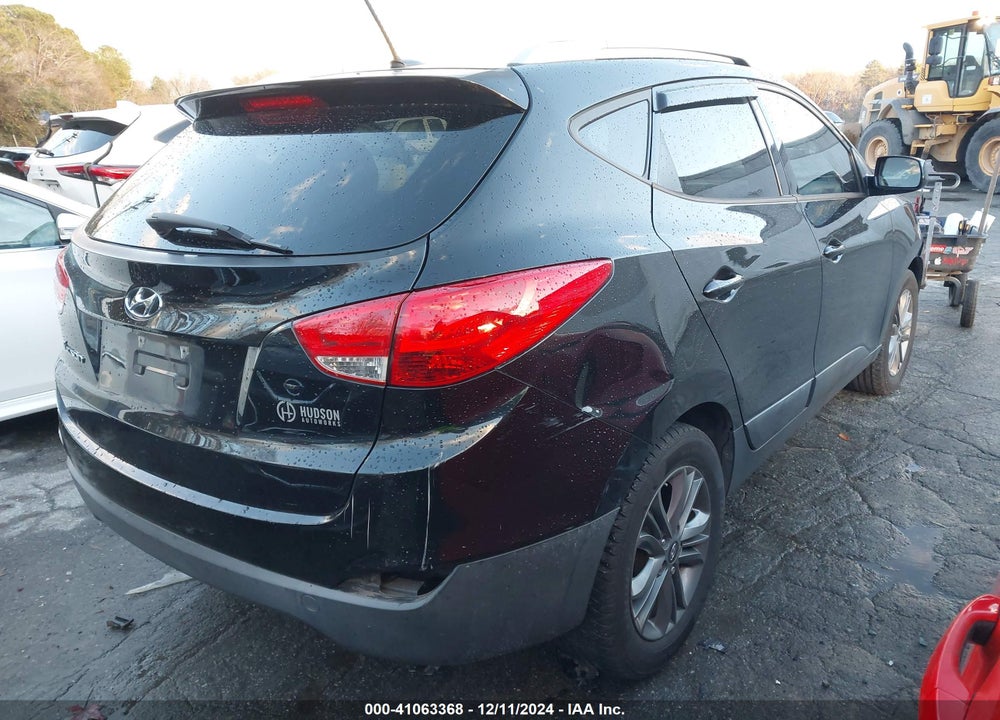 2015 HYUNDAI TUCSON SE VIN: KM8JU3AG3FU048692