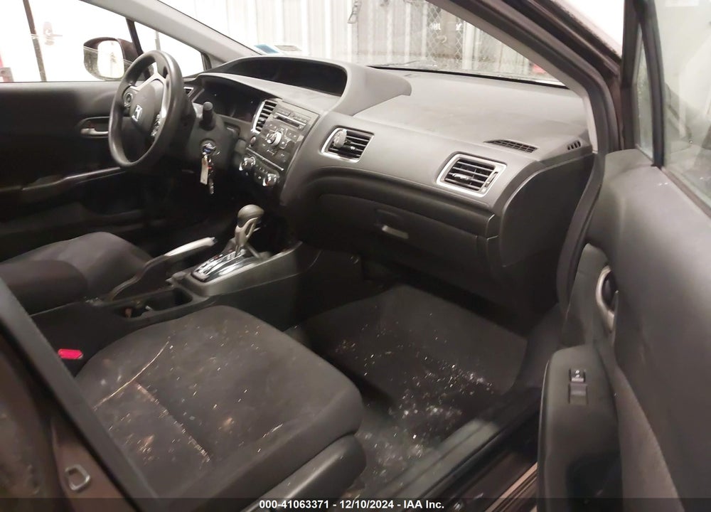 2013 HONDA CIVIC LX VIN: 2HGFB2F52DH547146