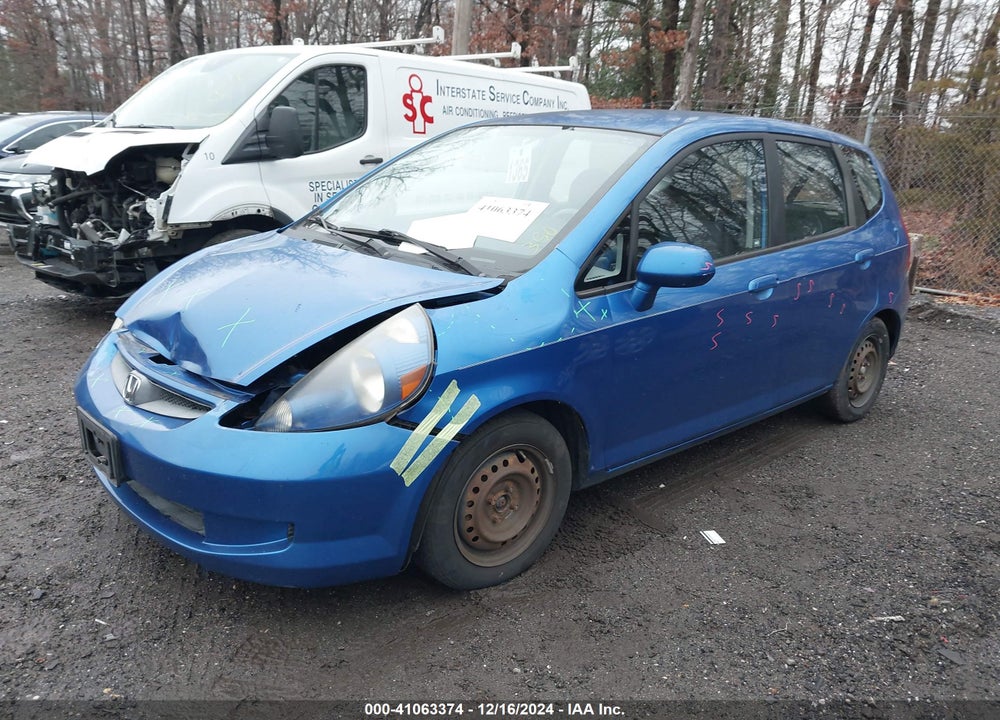 2008 HONDA FIT VIN: JHMGD38488S056973