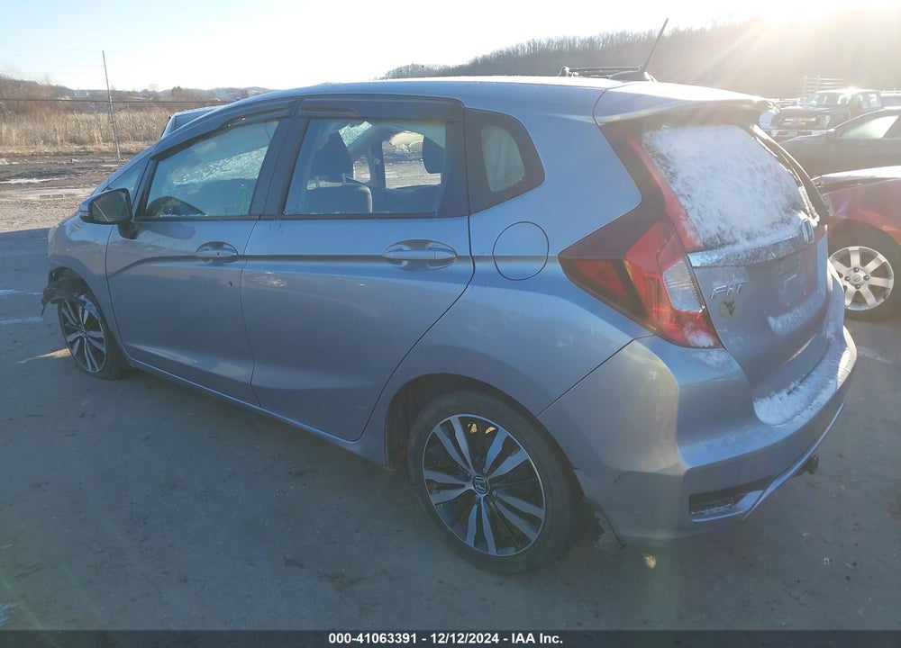 2018 HONDA FIT EX VIN: 3HGGK5H86JM706342